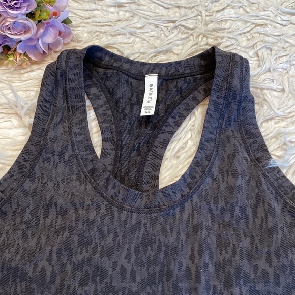 Athleta Momentum Seamless Allure Leopard Print Racerback Tank sz XS - Picture 4 of 11
